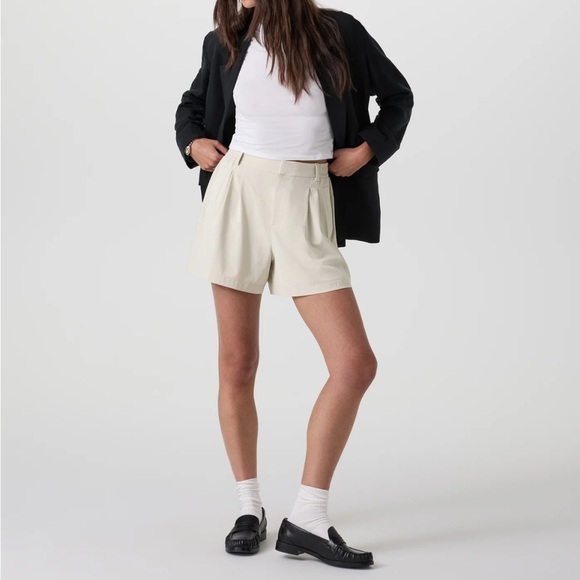 Vuori Pants - Vuori Villa Trouser Shorts
